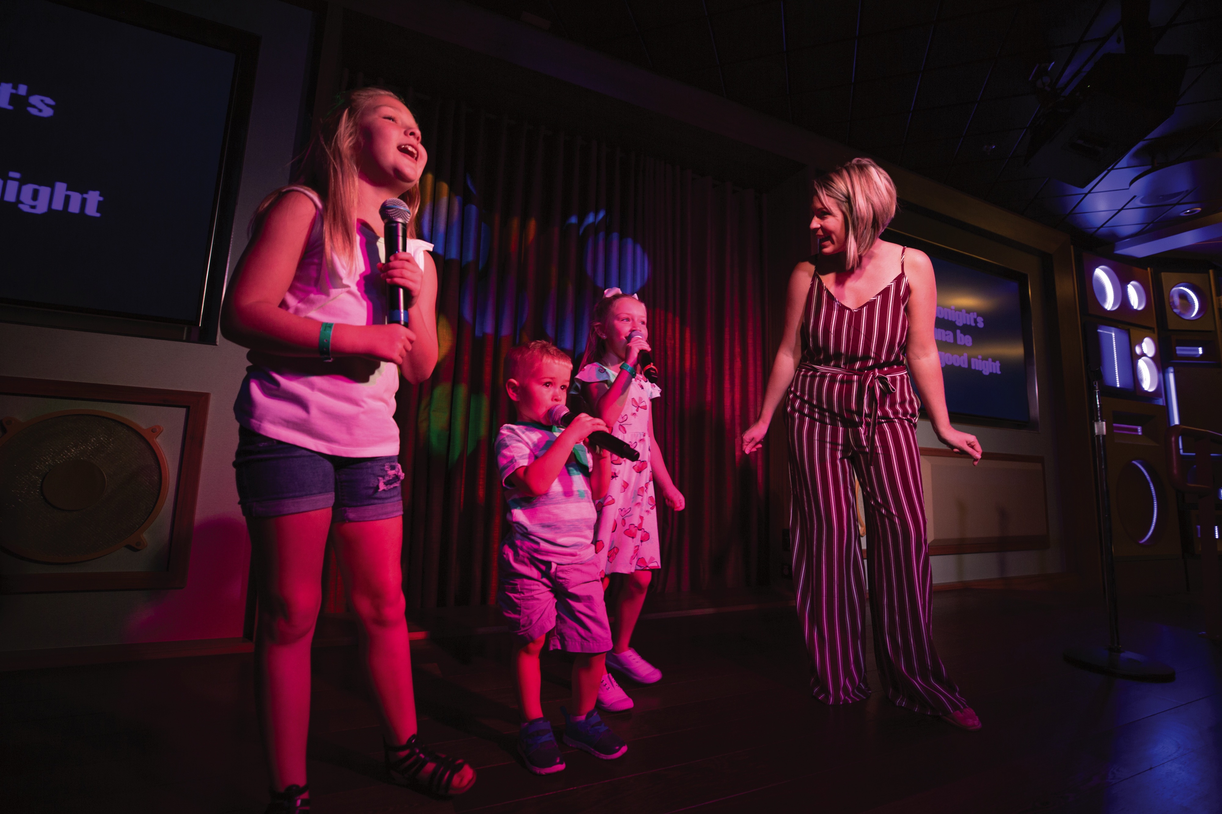 Carnival Splendor - Karaoke
